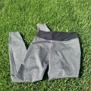 Nike dri-fit leggings {S}